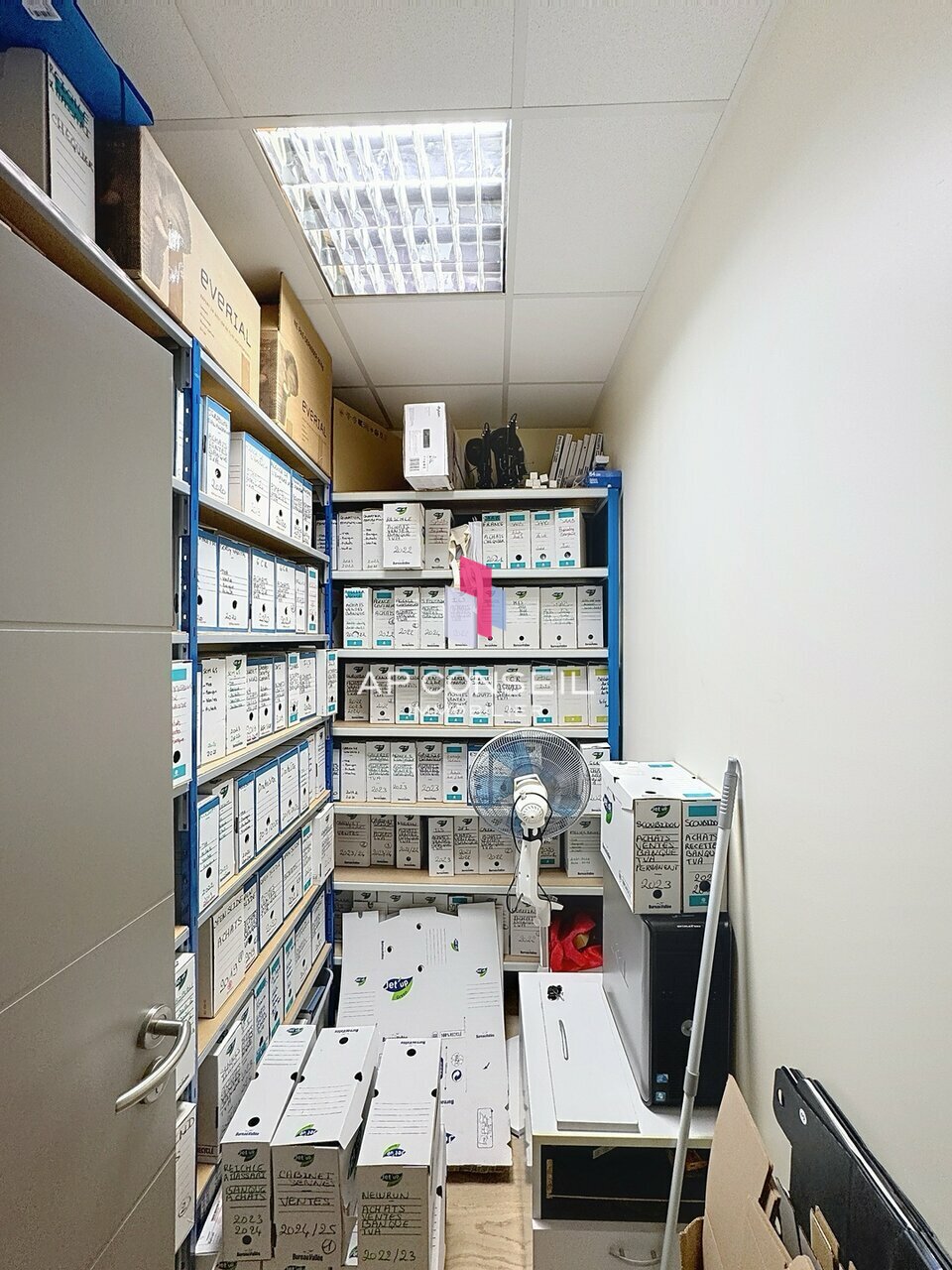 Photo 6