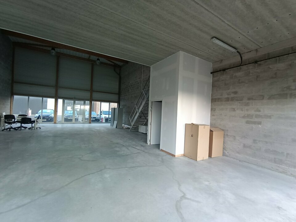 Photo 10